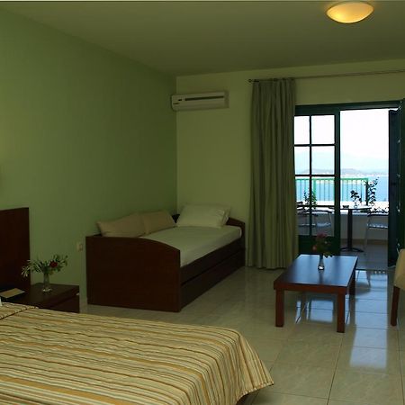 Skiathos Club Hotel & Suites Vasilias  部屋 写真