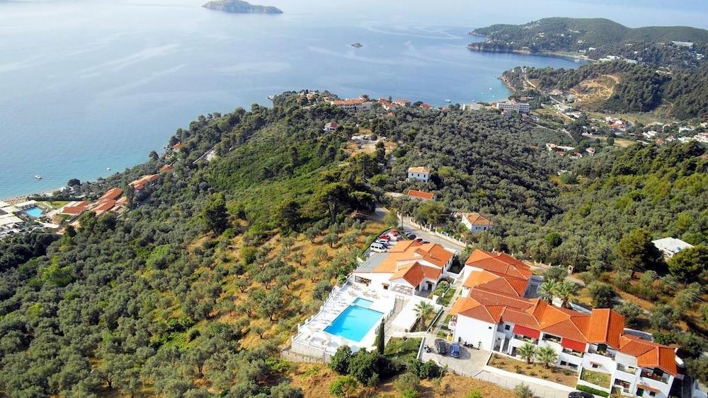 Skiathos Club Hotel & Suites Vasilias  エクステリア 写真