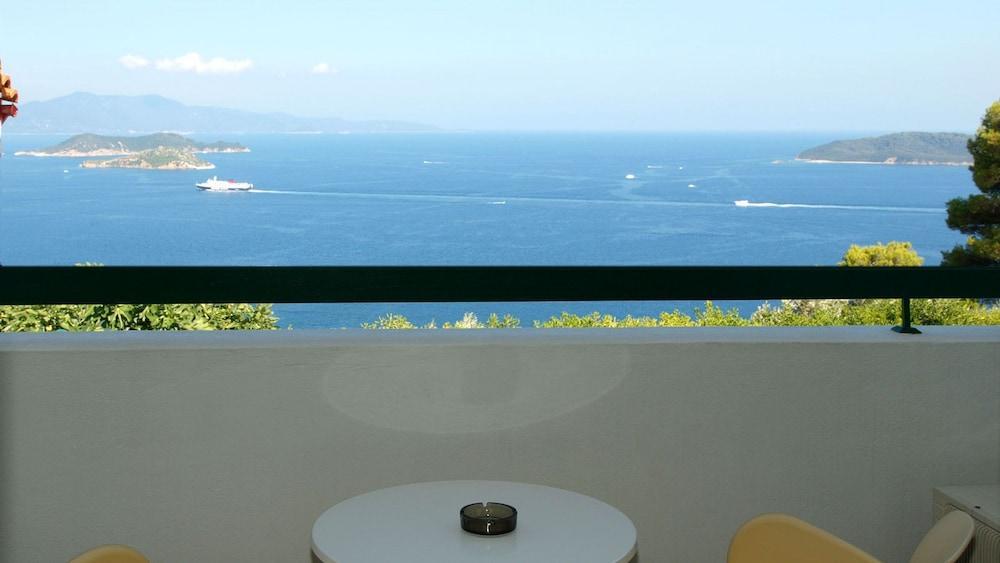 Skiathos Club Hotel & Suites Vasilias  エクステリア 写真