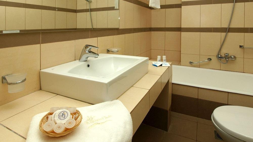Skiathos Club Hotel & Suites Vasilias  エクステリア 写真