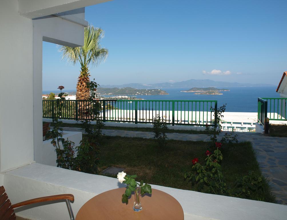 Skiathos Club Hotel & Suites Vasilias  エクステリア 写真